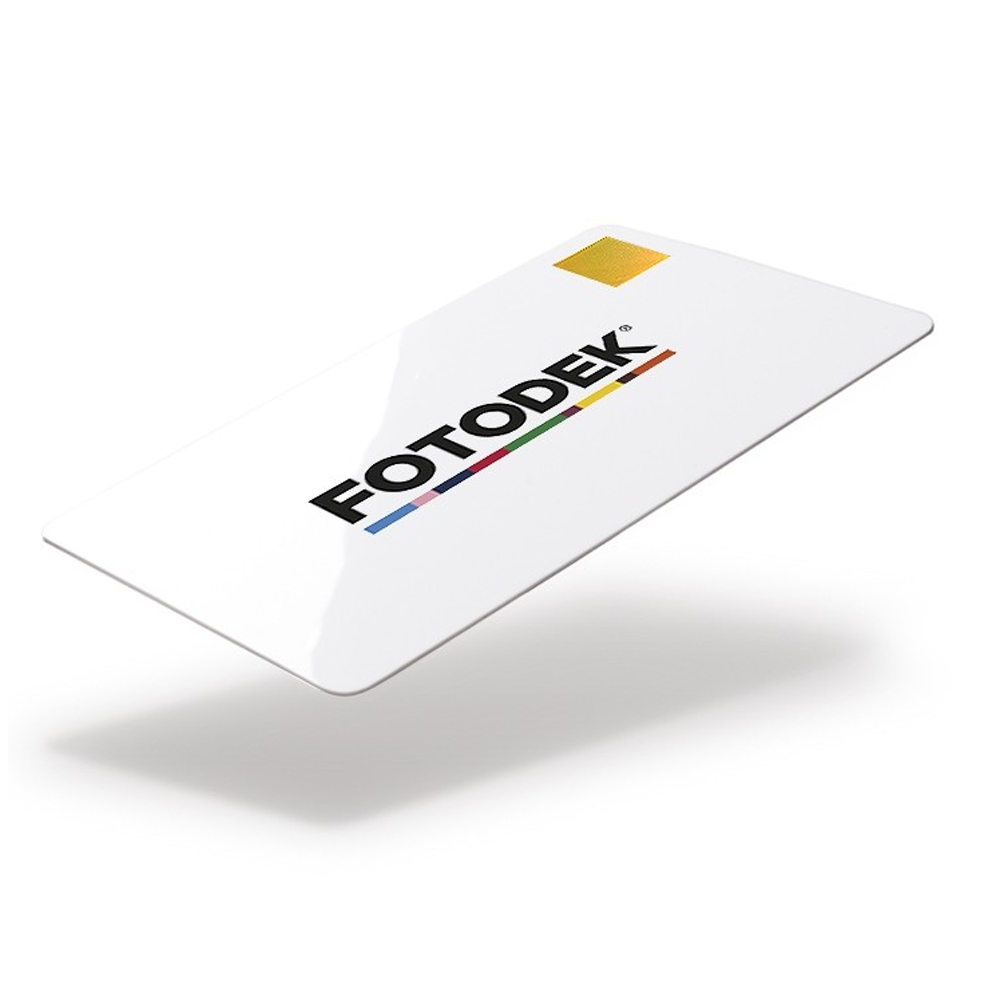 FOTODEK white 760 micron thickness plastic cards with a Gold HoloPatch - pack of 100